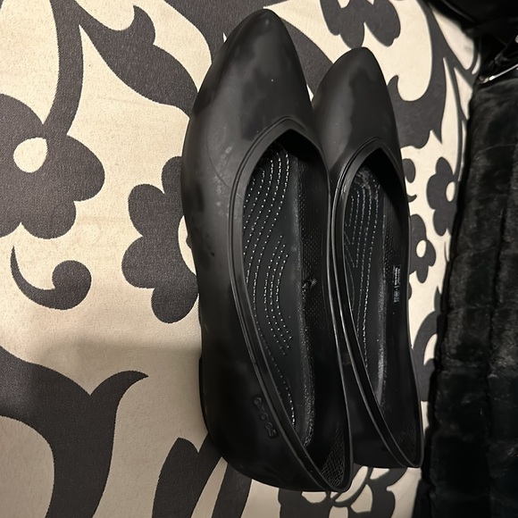 Crocs flats - Picture 2 of 3